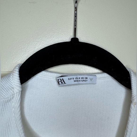 Zara rose petal bust crop top - Picture 2 of 3